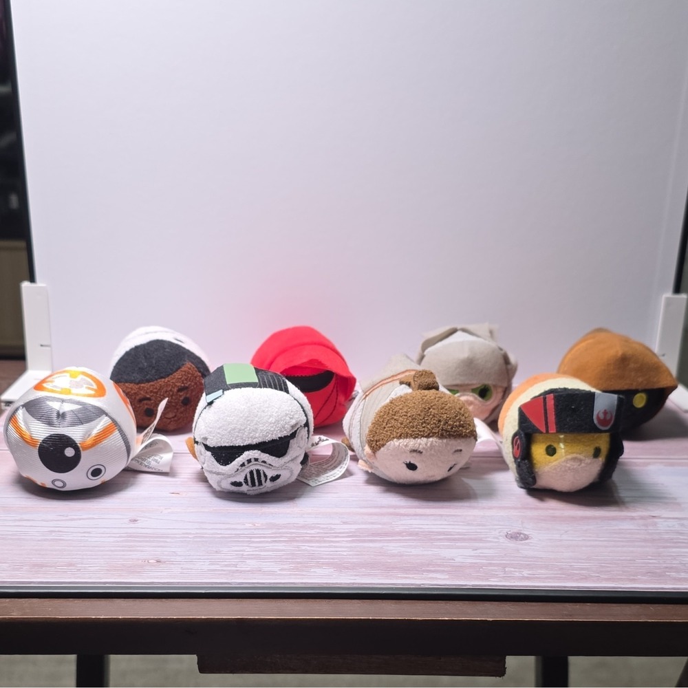 Star Wars Mini Plush Lot 7pc BB-8 Finn Kylo Ren Rey Poe Jawa, Tusm Tusm & Disney